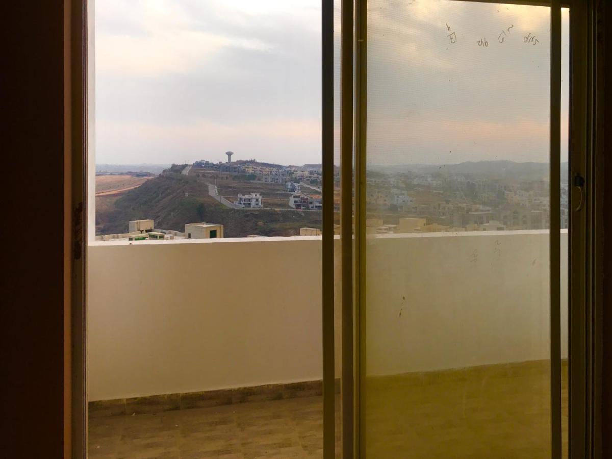 Atrium High Suite 2Bed Family Apartment Near Giga Mall Islamabad Ngoại thất bức ảnh